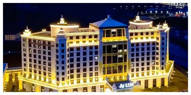 无数富婆流连忘返、挥金如土，性交易泛滥的白马会所，为何会覆灭