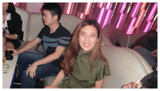 性交易泛滥、富婆欲罢不能，奢靡荒唐的白马会所，为何销声匿迹了