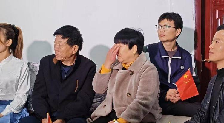 “90后”的飞天梦｜在曹县的农家小院，见证这位航天员妈妈的感动与幸福
