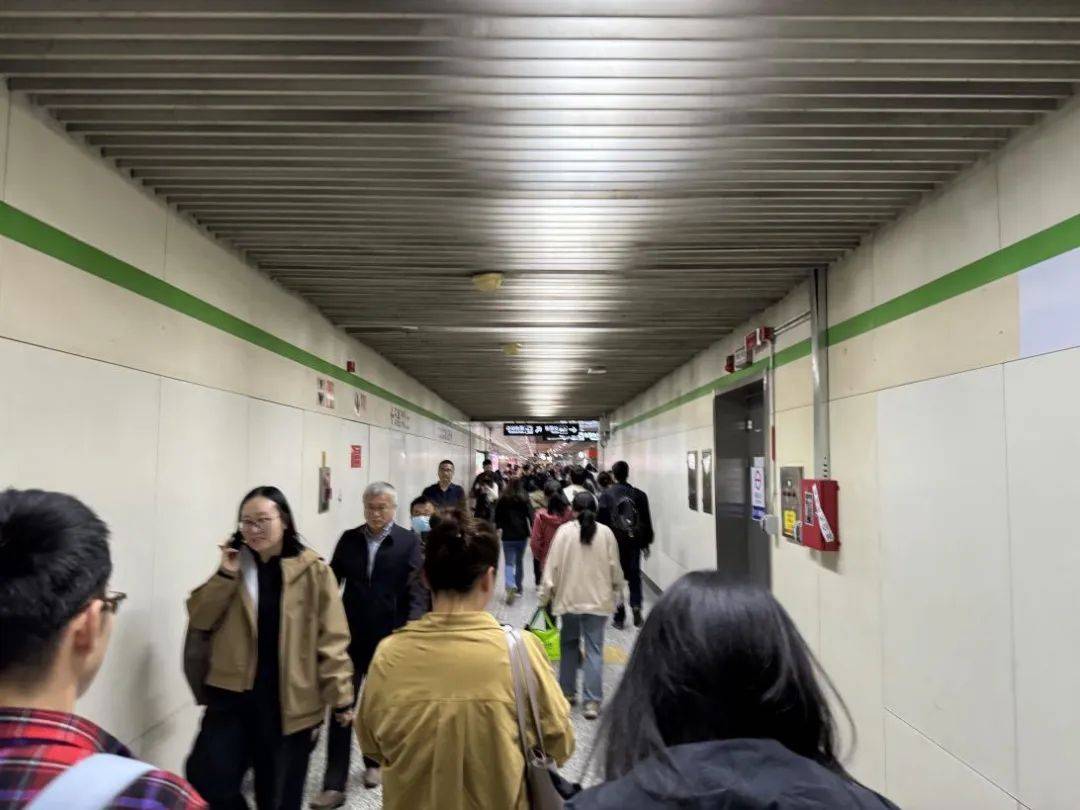 留言板｜上海市民直呼地铁换乘大站上班族太多，能否推进延伸线？官方回应→